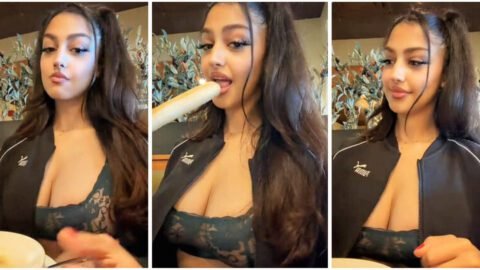 Divaflawless Teasing In A Restaurant Onlyfans Live Chat Showing Her Cleavage Divaflawless Teasing In A Restaurant Onlyfans Live Chat Showing Her Cleavage